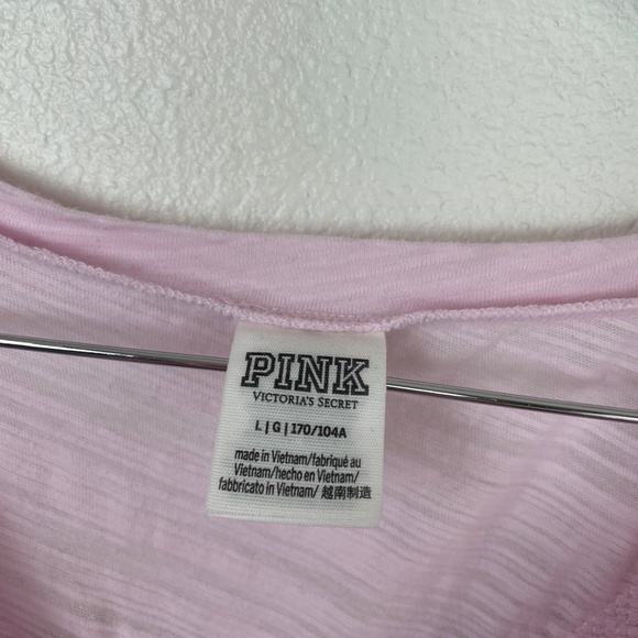 VS PINK pink v-neck sequins tee size L // 1705 - Picture 2 of 6